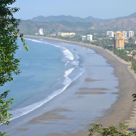 Casa Suenos- Iconic 4Br Home With Private Pool Jaco Exterior photo